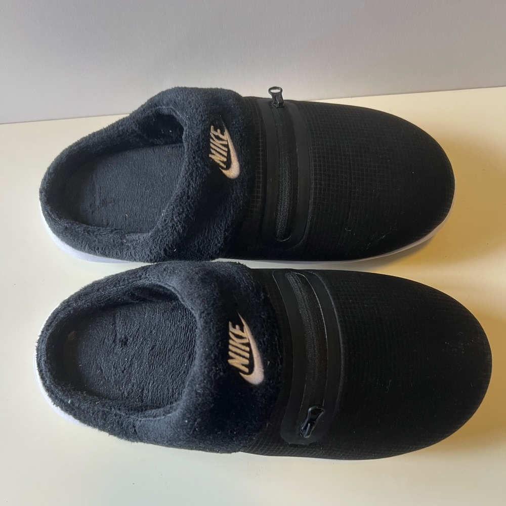 Nike Black Burrow Slippers with zipper pocket